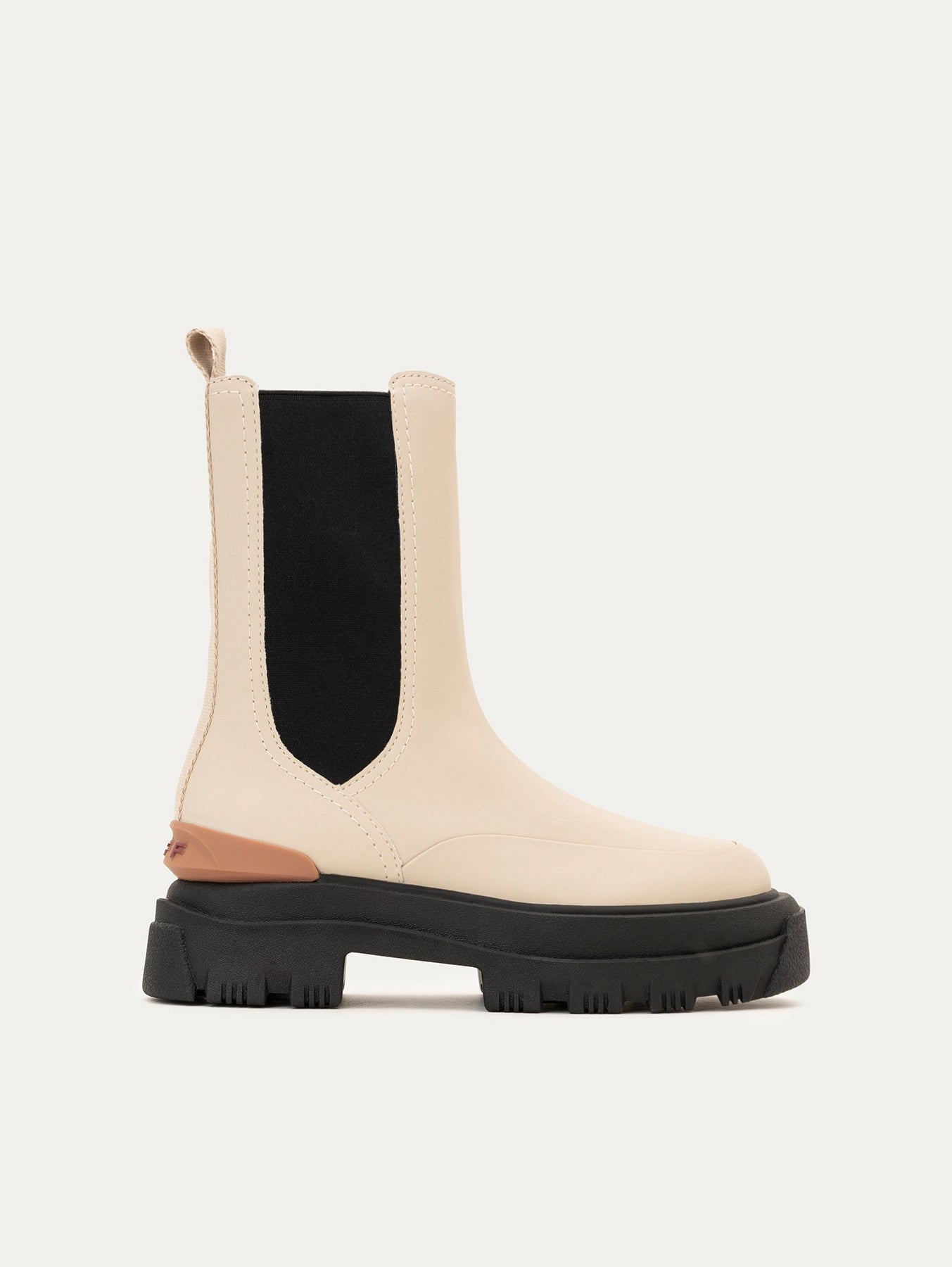 BOTA CHELSEA ENGOMADA OFF-WHITE