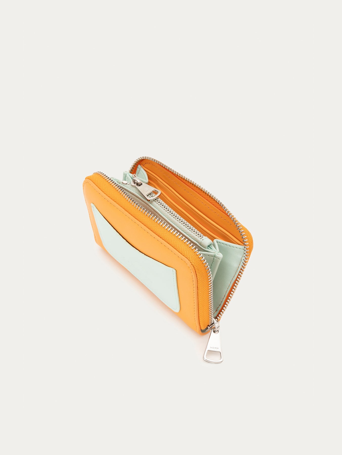 CARTERA PIEL NARANJA